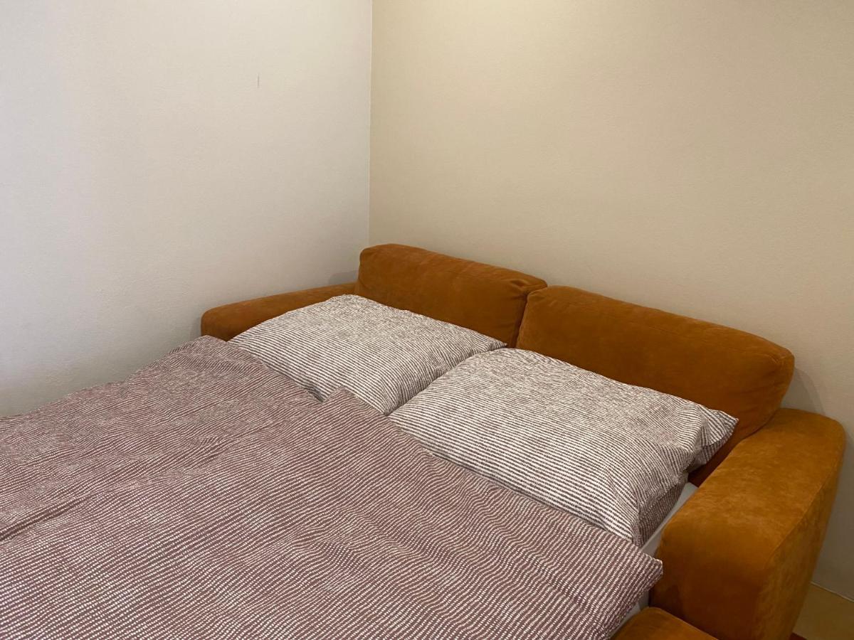 Vityesz Vendeghaz ** Apartment Chl'aba ภายนอก รูปภาพ